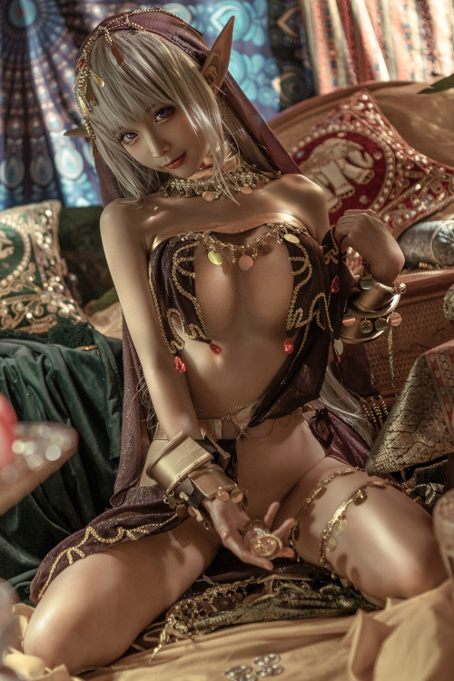 Read more about the article 蠢沫沫 Cosplay 黑兽 黒獣 [クロイヌ] ～気高き聖女は白濁に染まる～