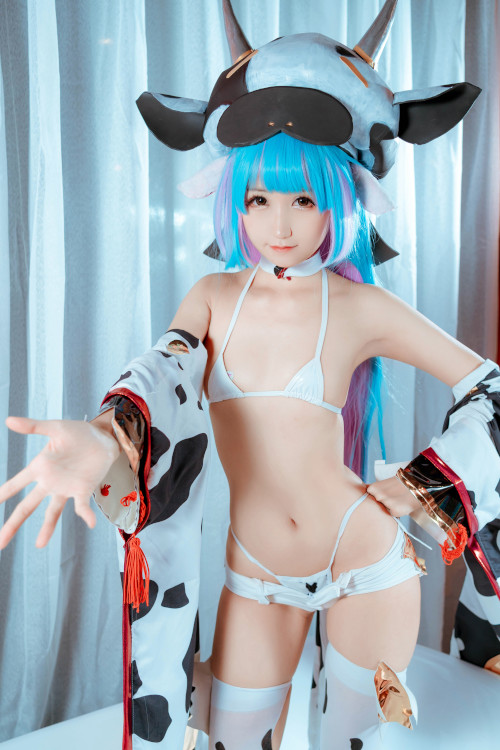 Read more about the article KuukoW クー子 Cosplay Catura グランブルーファンタジー