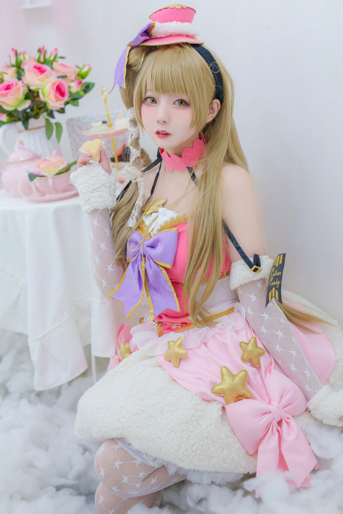 Read more about the article 兔玩映画 Cosplay 加藤惠和南小鸟