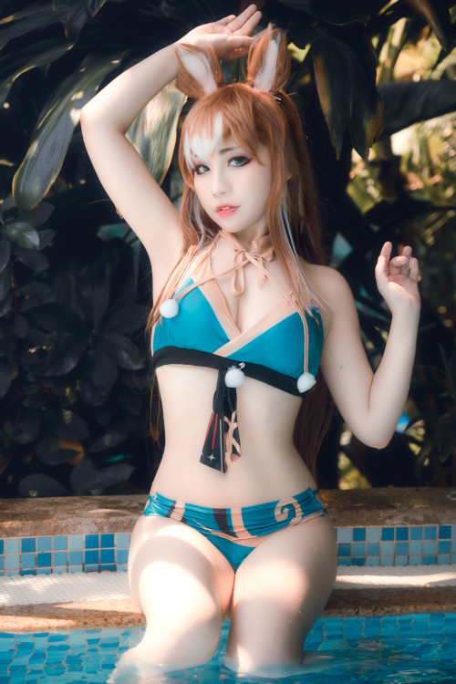 Read more about the article 七七娜娜子 Cosplay 希娜吧 ​​​Swimsuit Ver