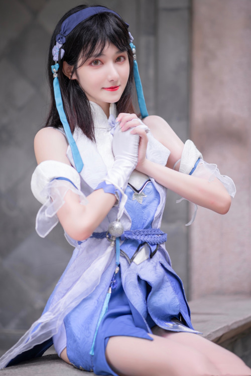 Read more about the article 南桃Momoko Cosplay 王者荣耀瑶第四部