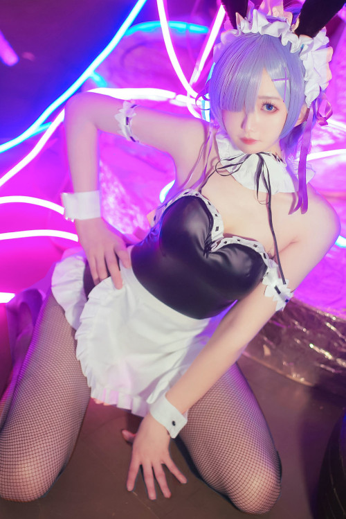 Read more about the article Cosplay 封疆疆 レムメイド REM Maid